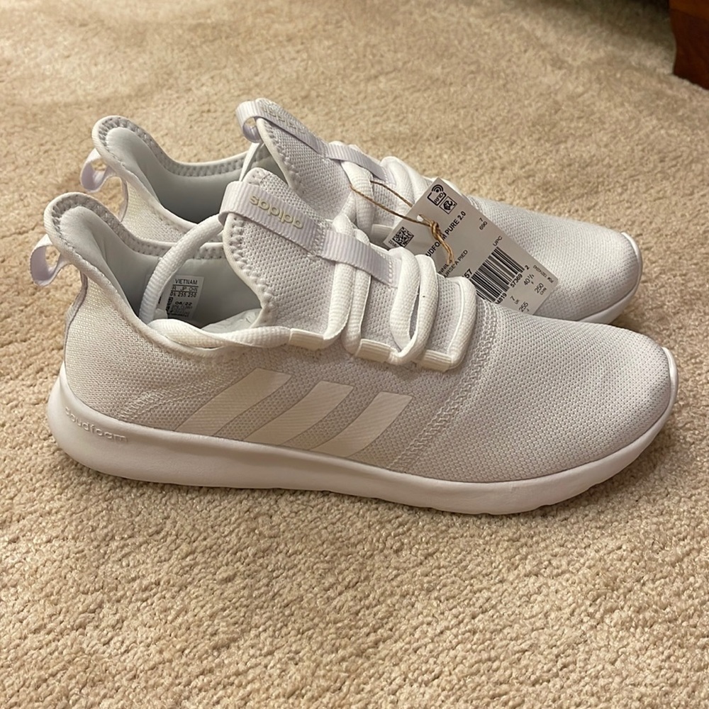 Women’s Adidas, size 8.5, brand new